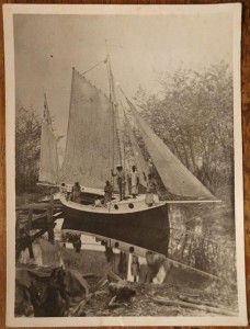 Steel boat t Entebbe 1893